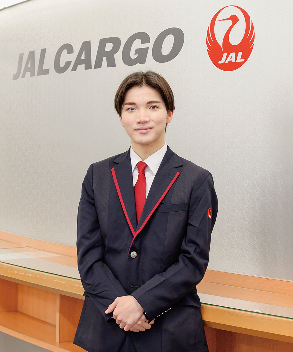 スカイマーク株式会社 客室乗務員 大久保 亜子さん