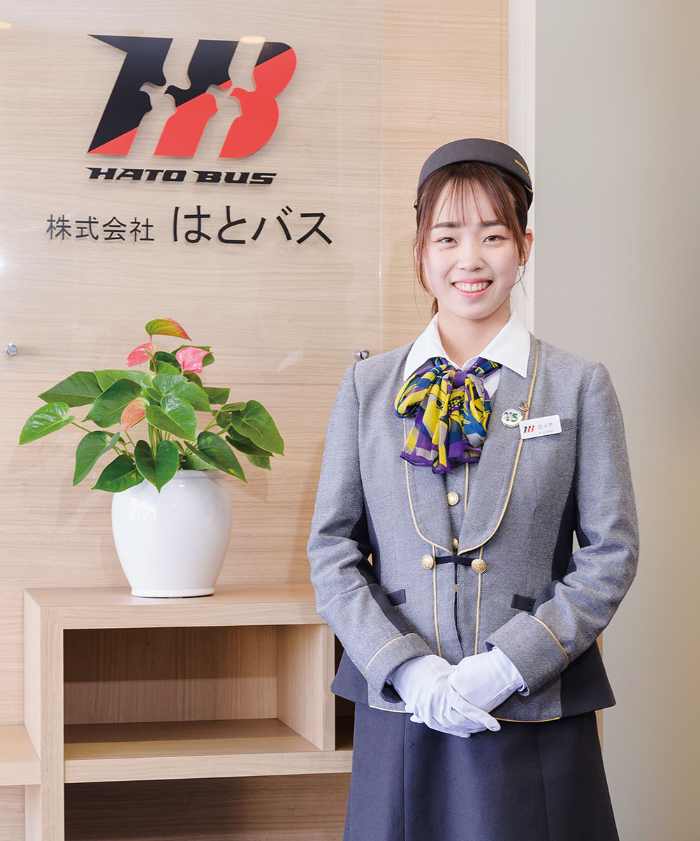 スカイマーク株式会社 客室乗務員 大久保 亜子さん