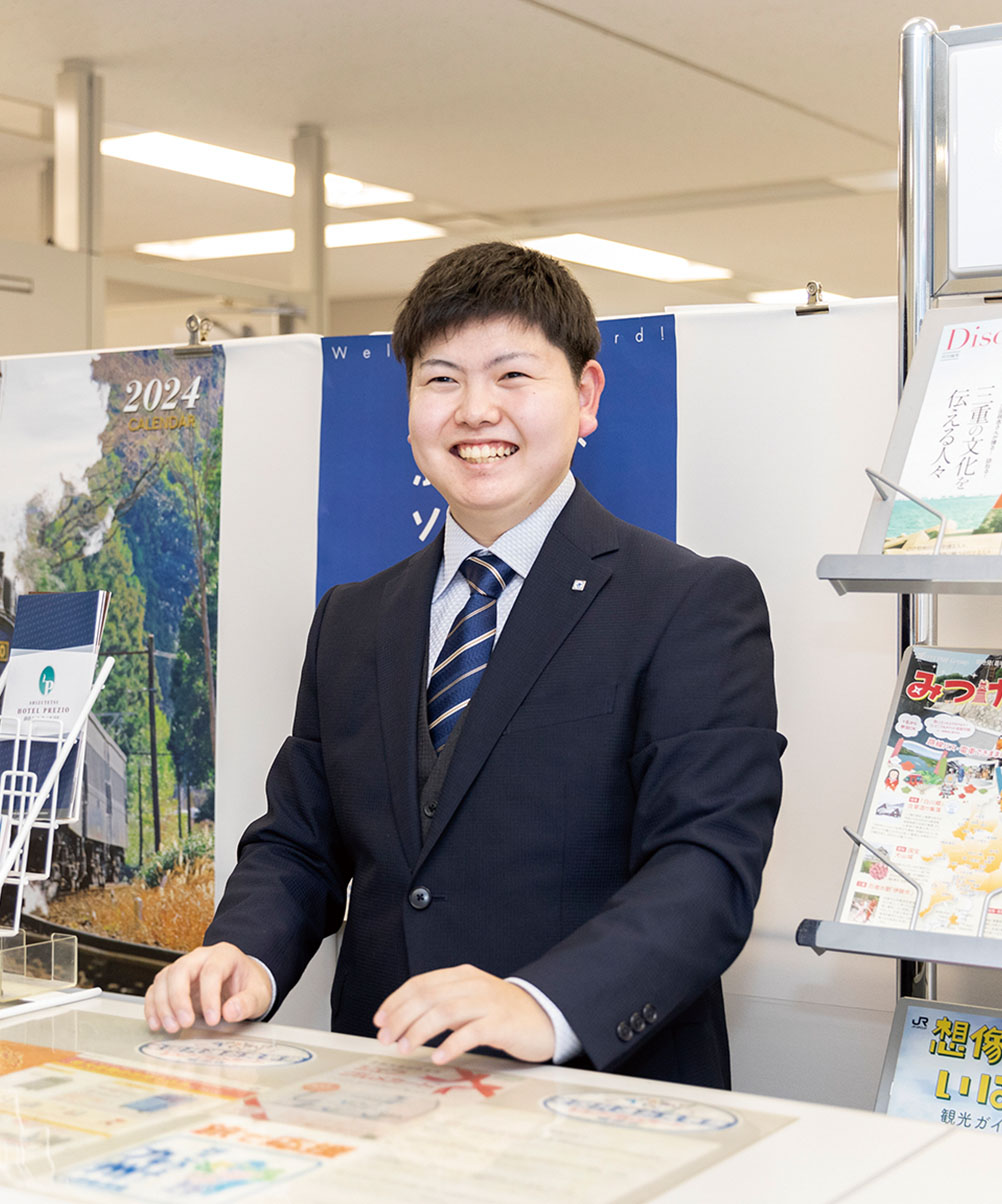 スカイマーク株式会社 客室乗務員 大久保 亜子さん
